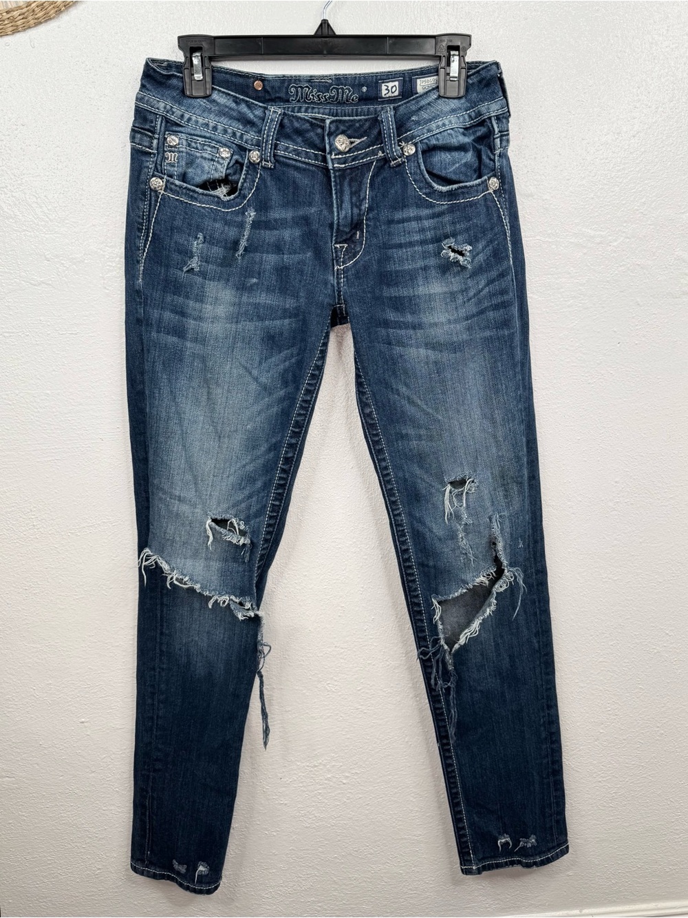 ⭐️Miss Me Skinny Jeans Womens Size 30 Blue Dark Wash Distressed Sequins Flap